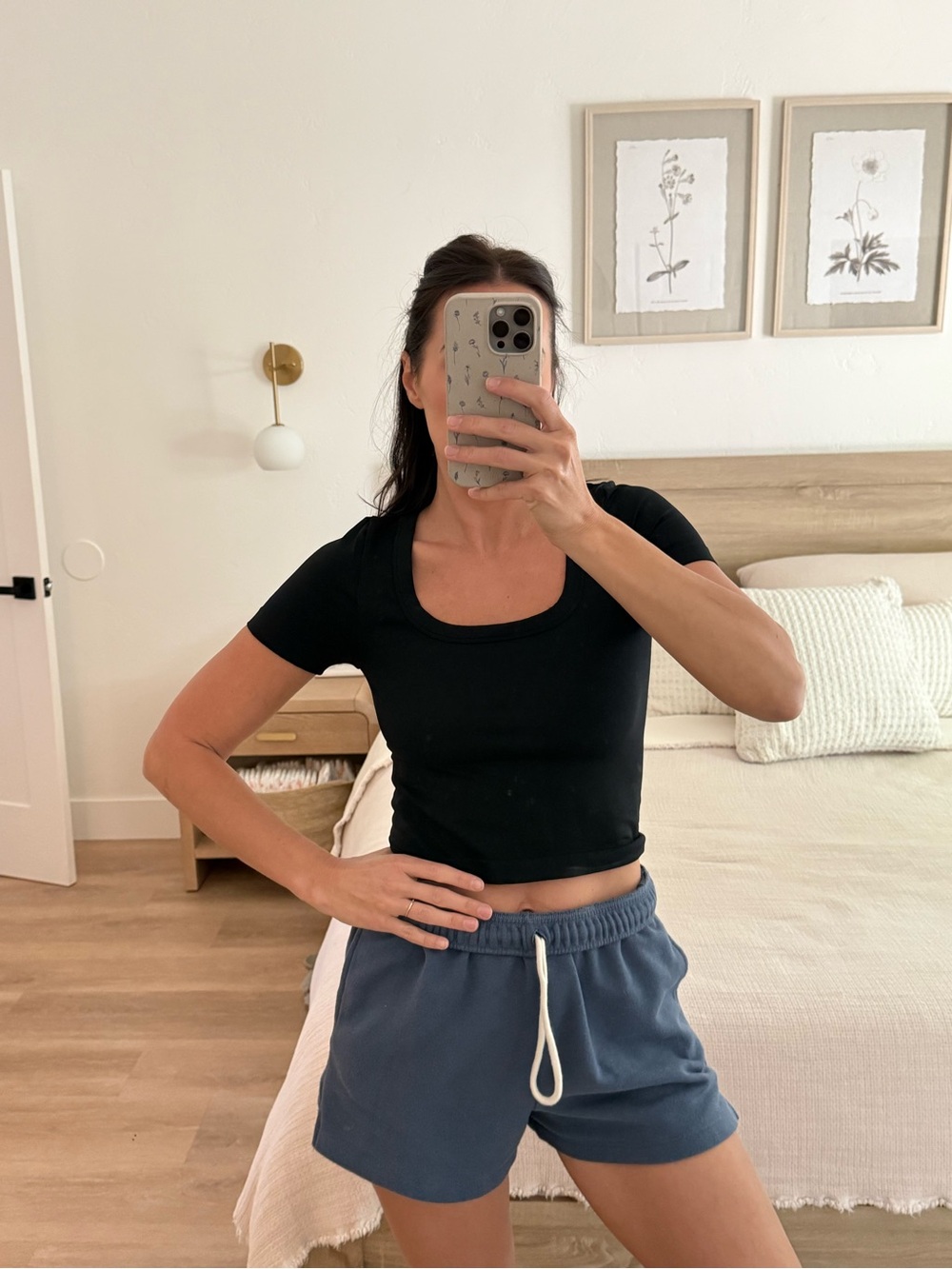 a new day Black Scoop Neck Crop Top